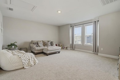 Welcome to Harborview, where coastal charm meets modern comfort - photo 24