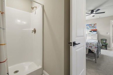 Welcome to Harborview, where coastal charm meets modern comfort - photo 28