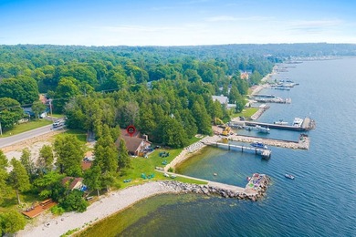 A true needle in a haystack! This rare 125-foot waterfront - photo 8