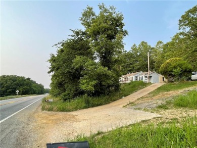 Beaver Lake Home For Sale in Gateway Arkansas