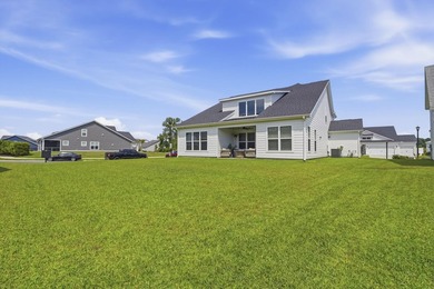 Welcome to Harborview, where coastal charm meets modern comfort - photo 42
