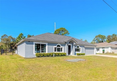 Welcome to this beautifully maintained 4-bedroom, 2-bath home in - photo 4