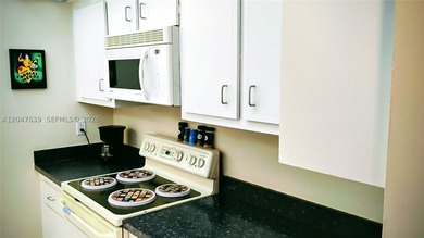 Huntington Lakes Condo For Sale in Delray Beach Florida