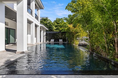 This home and pool remained fully intact through two hurricanes - photo 8