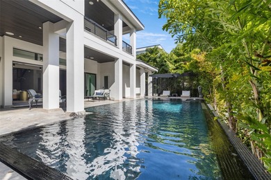 This home and pool remained fully intact through two hurricanes - photo 9