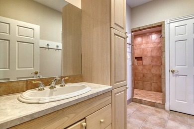 Spectacular 6,572 sqft oceanfront custom-built home situated on - photo 13