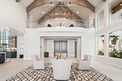 Elegant & incredibly well thought out custom estate with - photo 14