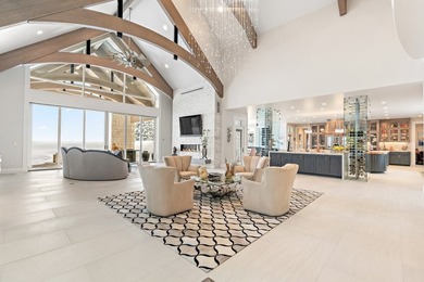 Elegant & incredibly well thought out custom estate with - photo 15