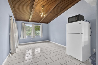 SELLER IS OFFERING A CREDIT TOWARD THE BUYER'S CLOSING COSTS! - photo 16