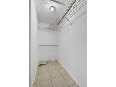 SELLER IS OFFERING A CREDIT TOWARD THE BUYER'S CLOSING COSTS! - photo 26