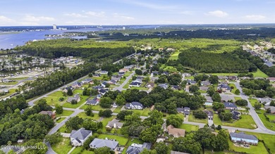 Welcome to this beautifully updated home featuring timeless - photo 27