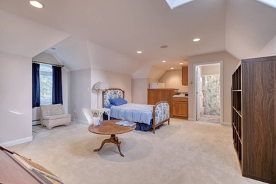 Spectacular 6,572 sqft oceanfront custom-built home situated on - photo 28