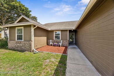 CUL-DE-SAC LOCATION! Well maintained 3BR/2BA home within walking - photo 6