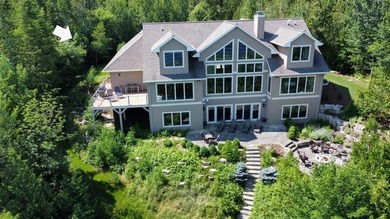Experience exceptional and extremely private waterfront living - photo 1