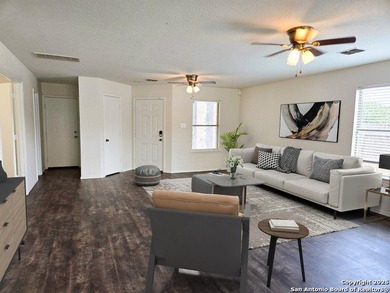 (private lake, pond, creek) Home For Sale in San Antonio Texas