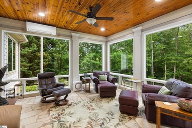Escape the bustle of the city and enjoy the tranquility of the - photo 12