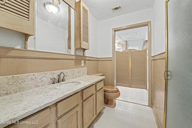 Welcome to this beautiful, spacious, 3-bedroom, 2 bath home in - photo 21