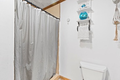 MOTIVATED SELLERS!! Peaceful Country Living on 4+ Acres!!