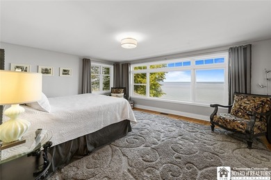 Spectacular Lake Erie Waterfront! This beautifully updated 4-5 - photo 23