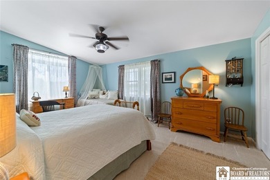 Spectacular Lake Erie Waterfront! This beautifully updated 4-5 - photo 32