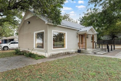 Recently remodeled office or retail space, on corner lot