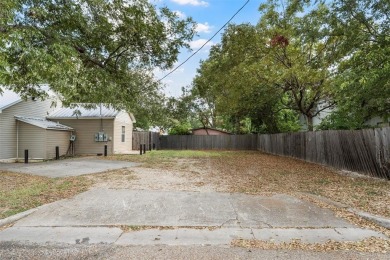 Recently remodeled office or retail space, on corner lot