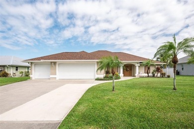 South Van Lake Home For Sale in Englewood Florida