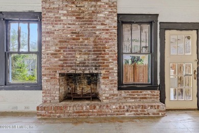 INVESTOR SPECIAL THAT NEEDS FULL RENOVATION OR TEARDOWN. This - photo 7