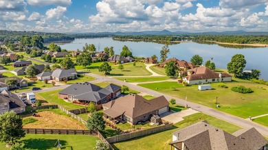 Arkansas River Home For Sale in Mayflower Arkansas