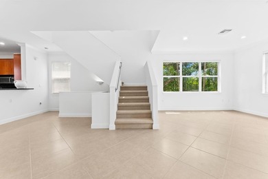 Downtown Fort Lauderdale Townhouse in Gated Community. Corner - photo 8