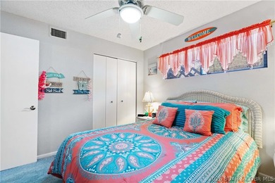Motivated sellers! Experience the ultimate lakefront lifestyle - photo 23