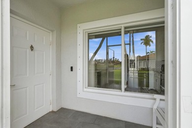 Beautifully updated 3-bedroom, 2-bath corner villa with 1,495 sq - photo 5