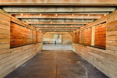 Welcome to Top of the World! Featuring 4 Seperate Living Spaces - photo 34