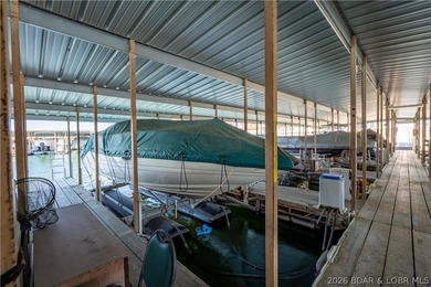 Motivated sellers! Experience the ultimate lakefront lifestyle - photo 38