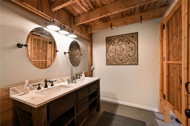 Welcome to Top of the World! Featuring 4 Seperate Living Spaces - photo 41