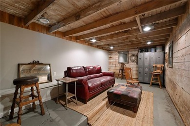 Welcome to Top of the World! Featuring 4 Seperate Living Spaces - photo 42