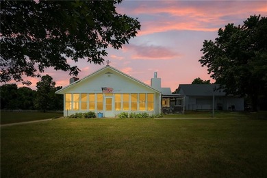 Welcome to Top of the World! Featuring 4 Seperate Living Spaces - photo 48