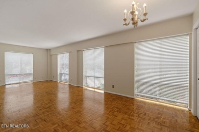 STYLISH SEQUOYAH HILLS CONDOMINIUM. Fresh and awaiting your - photo 6