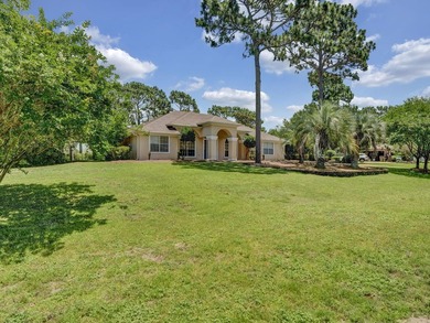 Welcome to your own private retreat on the beautiful Hidden - photo 11