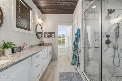 Experience the elegance of this stunning Craftsman-style - photo 28