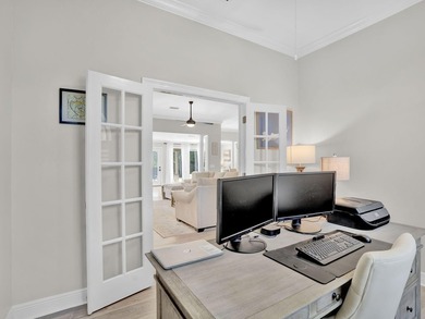 Welcome to your own private retreat on the beautiful Hidden - photo 34