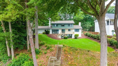 Welcome to 19094 Walden Dr in Spring Lake, where charm meets - photo 40