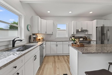 Welcome to this beautifully updated, move-in ready Colonial - photo 13