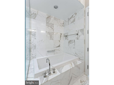 Luxury Living at The Ritz-Carlton Residences | Furnished | Prime - photo 17