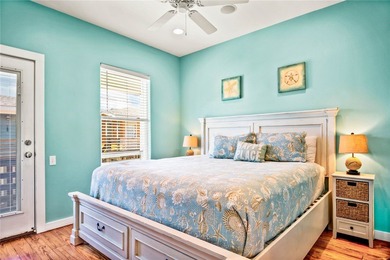 Welcome to your Gulf Coast escape! Nestled in the desirable - photo 21