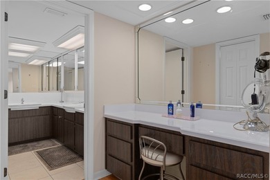 Maintenance Free Living! HOA includes Wi-Fi, basic cable, water - photo 21