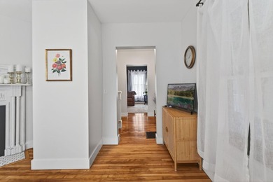 Welcome to this beautifully updated, move-in ready Colonial - photo 23