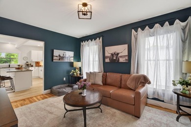 Welcome to this beautifully updated, move-in ready Colonial - photo 24