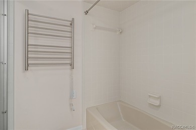 Maintenance Free Living! HOA includes Wi-Fi, basic cable, water - photo 24