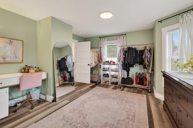 Welcome to this beautifully updated, move-in ready Colonial - photo 35